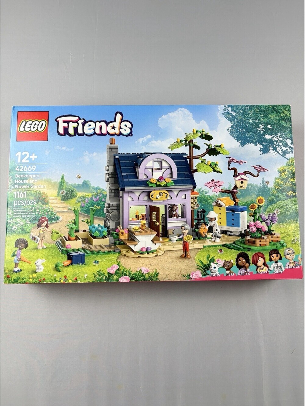 LEGO FRIENDS: Beekeepers' House and Flower Garden (42669)